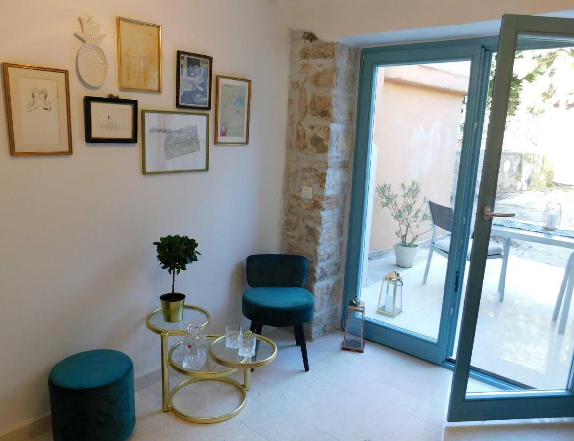 bezauberndes Steinhaus mit Garten in der Altstadt von Rovinj Exterior foto